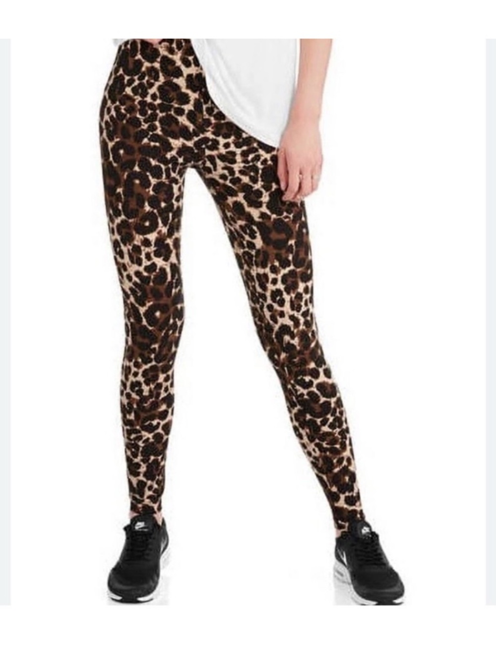 No Boundaries  eye candy & Leopard Print + White Leggings Set - Picture 4 of 8
